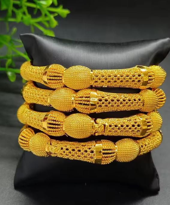 Goldplatted Bangles for Women – Nigwin Patient Jewelry | Luxury Wedding & Party Accessories | Hawaiian, Arab & African Gifts